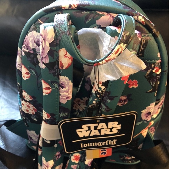 Star Wars x Loungefly Exclusive Darth Vader Floral AOP Mini Backpack - Picture 4 of 4